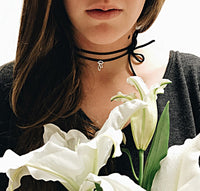 Three Diamonds Leaves Choker