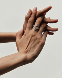 Serpentine Diamonds Leaves Ring