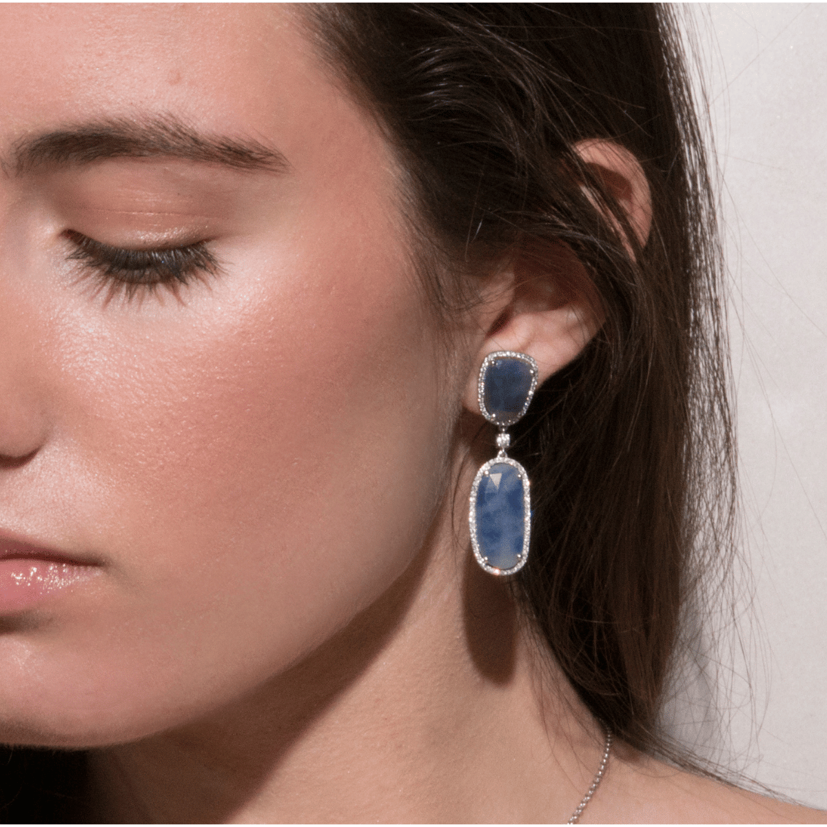 Blue Sapphire  and Diamonds Earrings