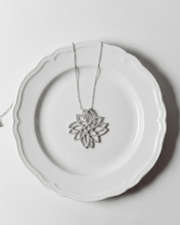 Round Diamonds Leaf Pendant